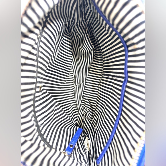 Kate Spade Blue Pebbled Leather Medium Crossbody Bag Zip Around Expandable - Picture 11 of 11